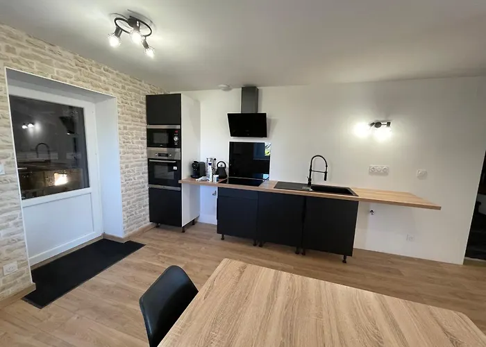 Le Clos Des Cadots - Suites Equipees