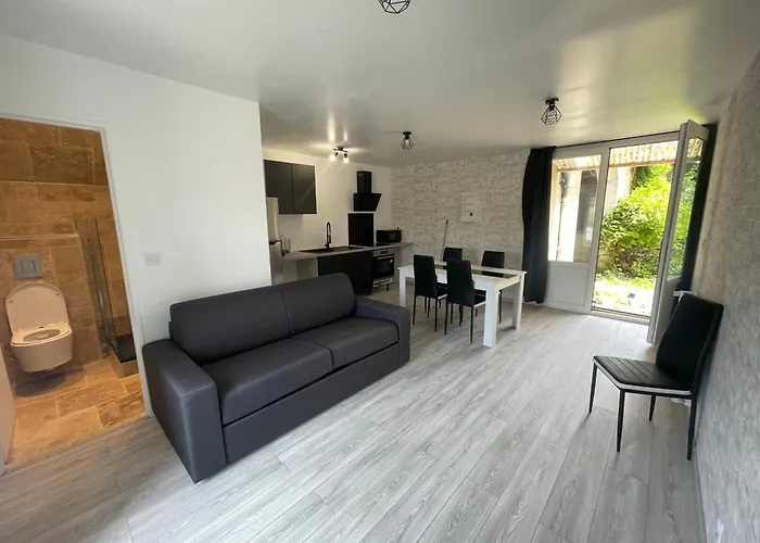 Le Clos Des Cadots - Suites Equipees
